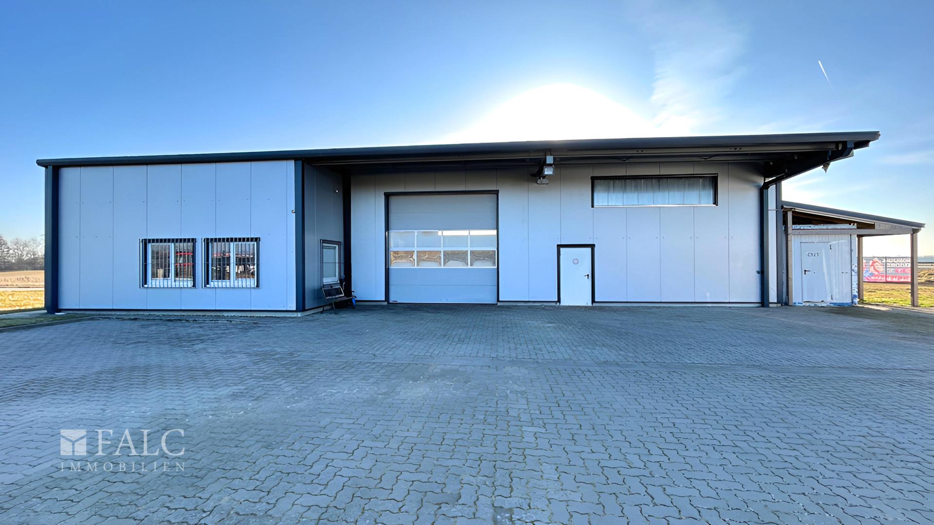 Seitenansicht Gebäude